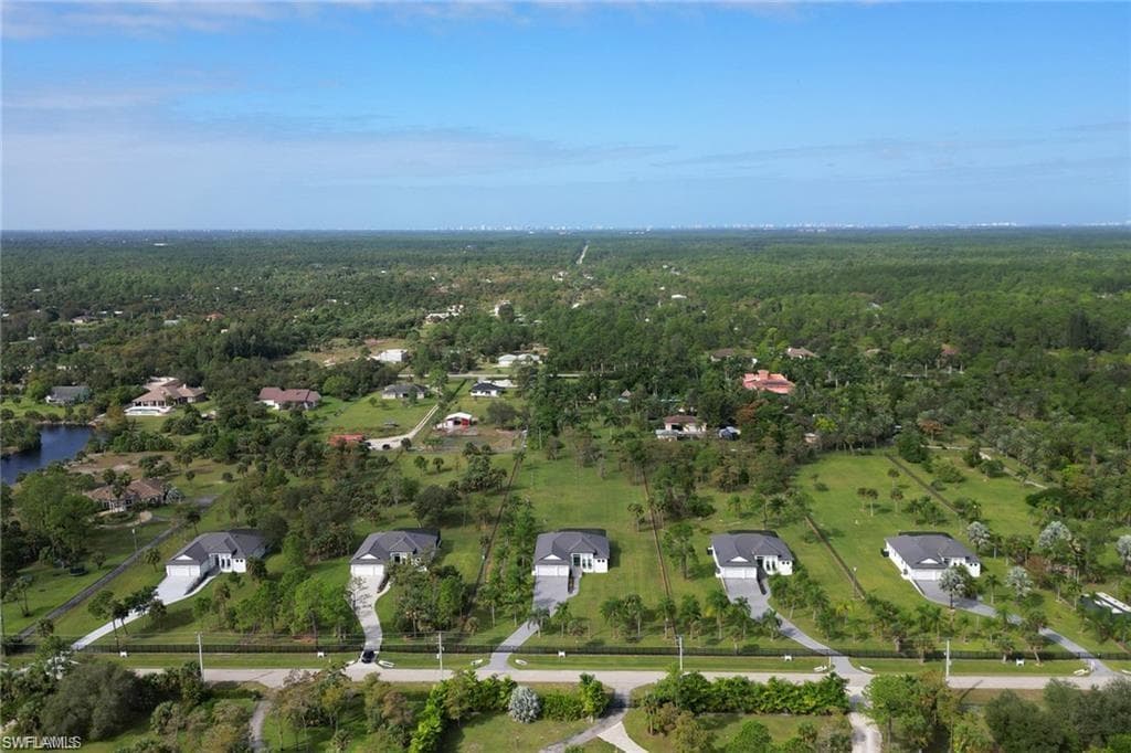 653 23rd St SW, Naples, FL 34117-50