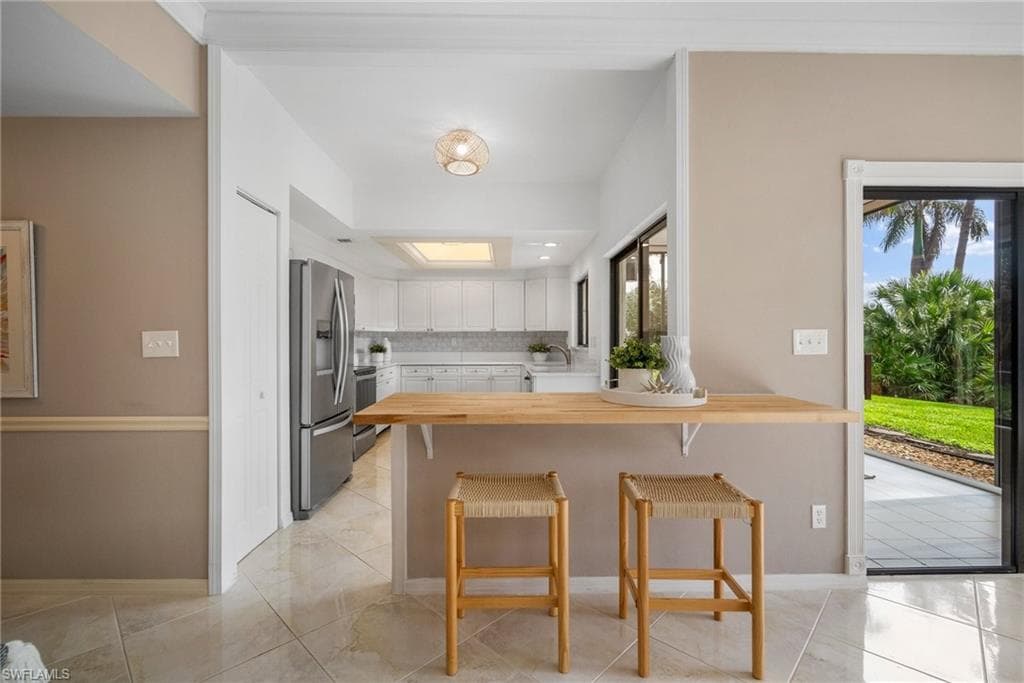 6760 Pelican Bay Blvd 312, Naples, FL 34108-24