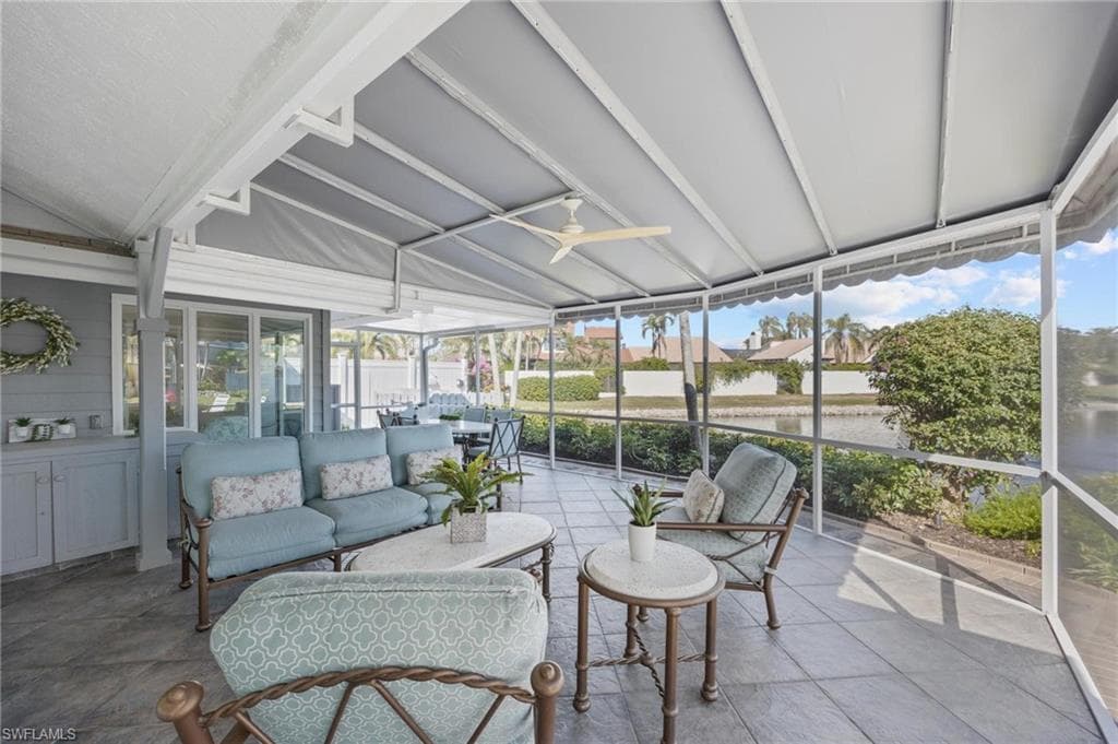 643 Bridgeway Ln, Naples, FL 34108-40