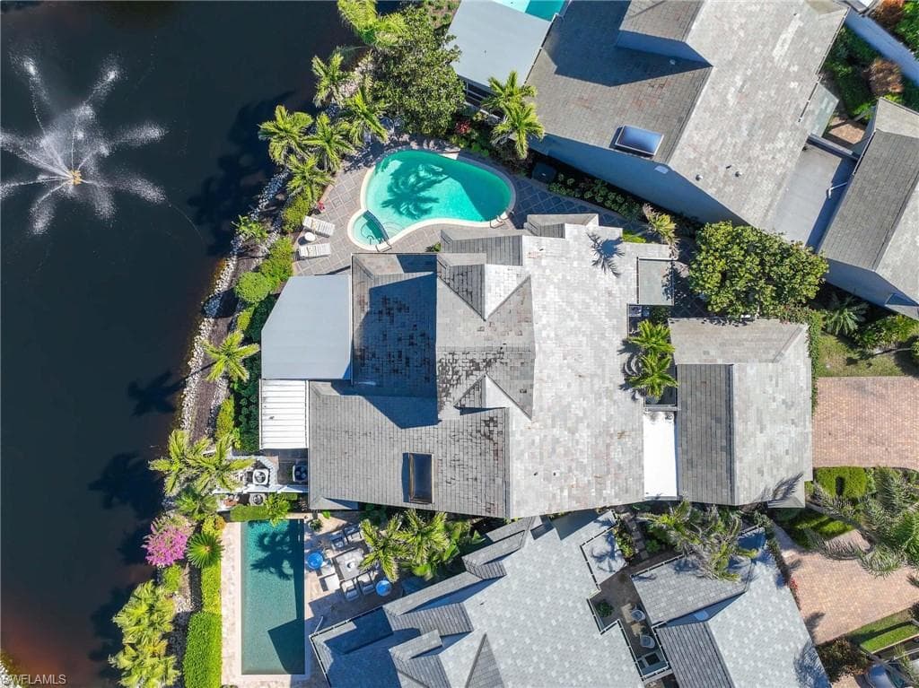 643 Bridgeway Ln, Naples, FL 34108-42