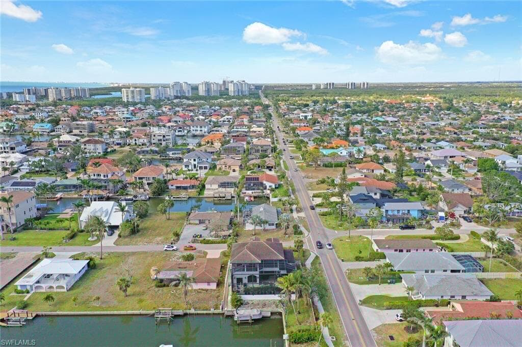 494 Seagull Ave, Naples, FL 34108-31