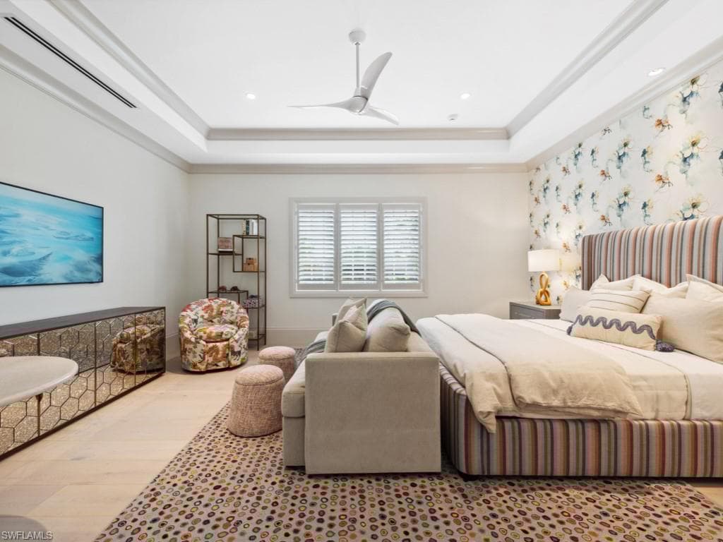 565 Anchor Rode Dr, Naples, FL 34103-25