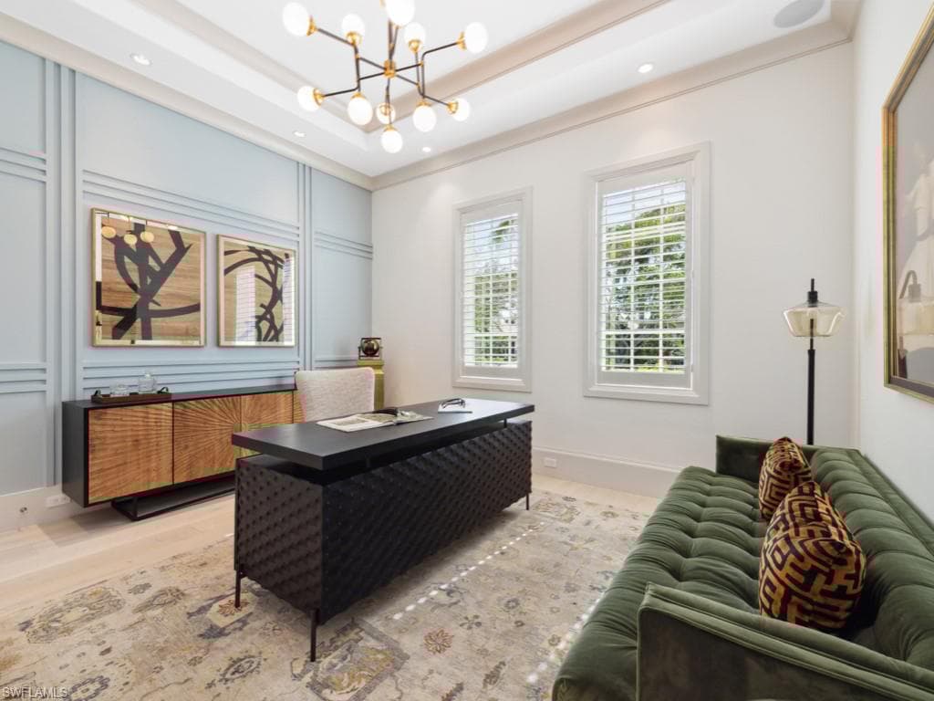 565 Anchor Rode Dr, Naples, FL 34103-5