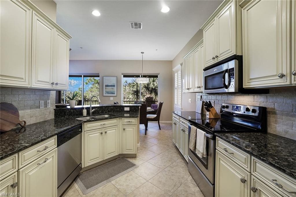 9505 Ironstone Ter 202, Naples, FL 34120-12