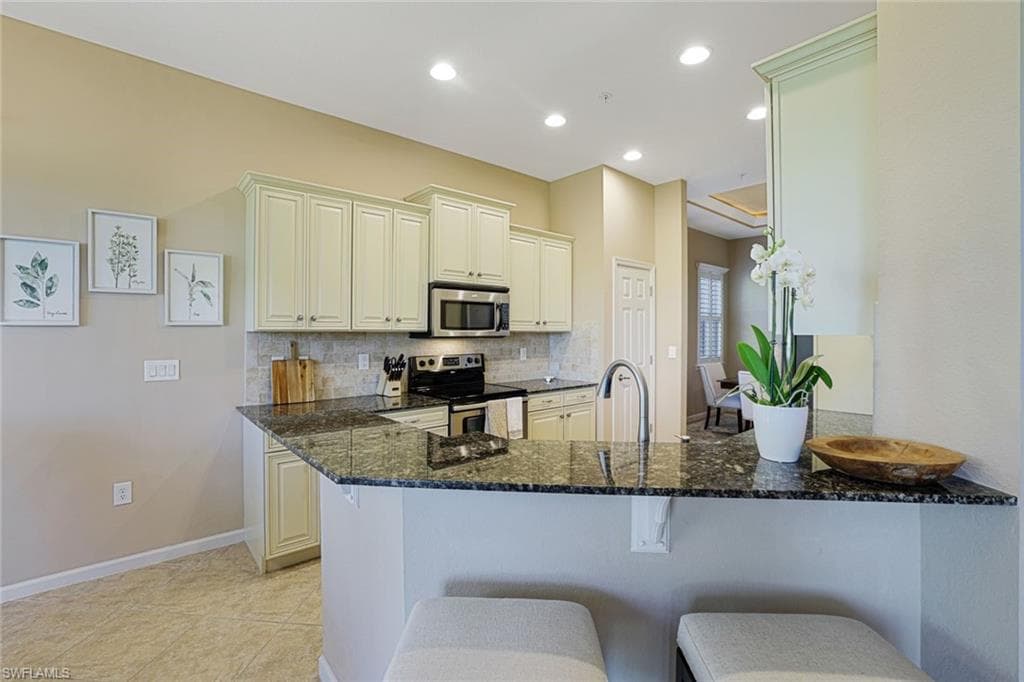 9505 Ironstone Ter 202, Naples, FL 34120-15