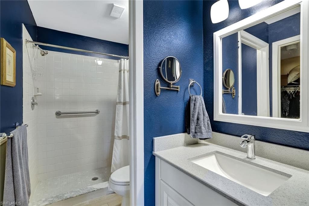 1336 Churchill Cir K202, Naples, FL 34116-15