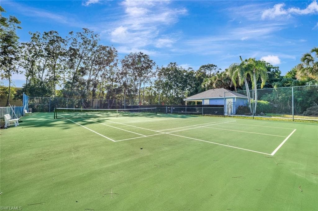 1336 Churchill Cir K202, Naples, FL 34116-22