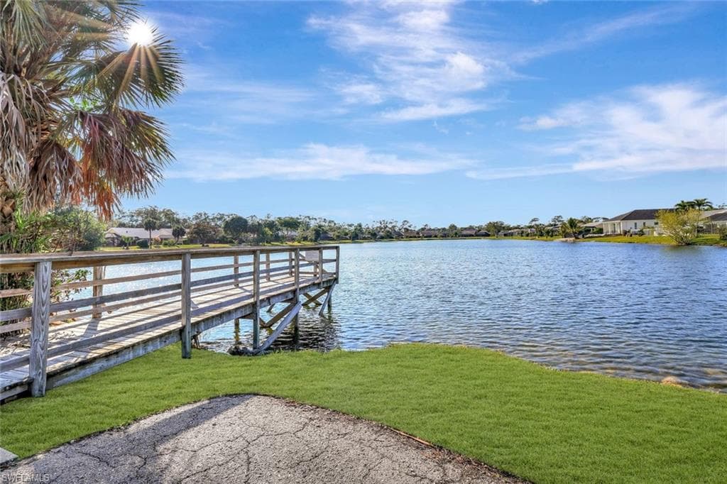 1336 Churchill Cir K202, Naples, FL 34116-23