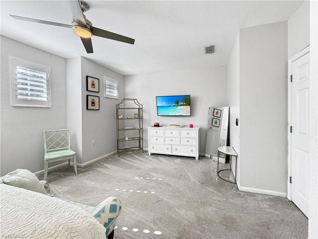 7134 Blue Juniper Ct 202, Naples, FL 34109-20