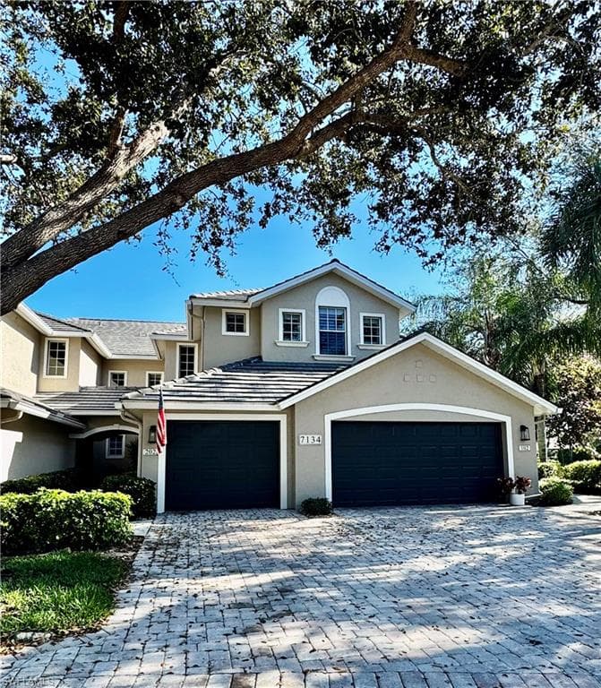 7134 Blue Juniper Ct 202, Naples, FL 34109-26