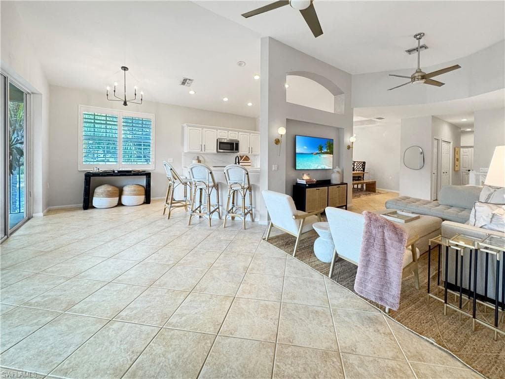 7134 Blue Juniper Ct 202, Naples, FL 34109-6