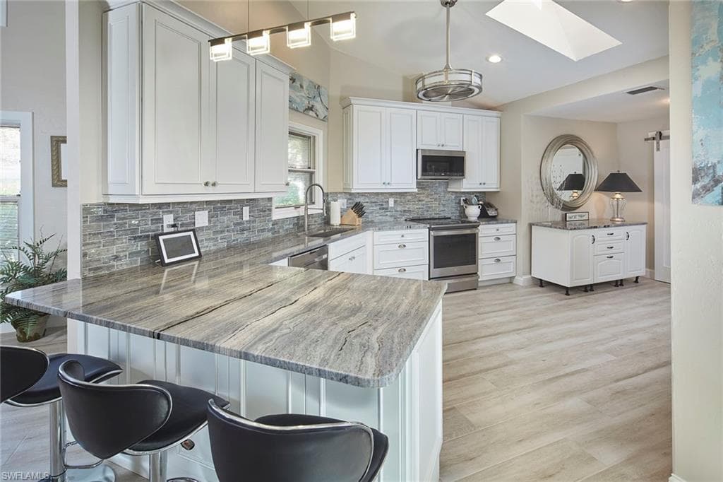 4062 Crayton Rd F5, Naples, FL 34103-8