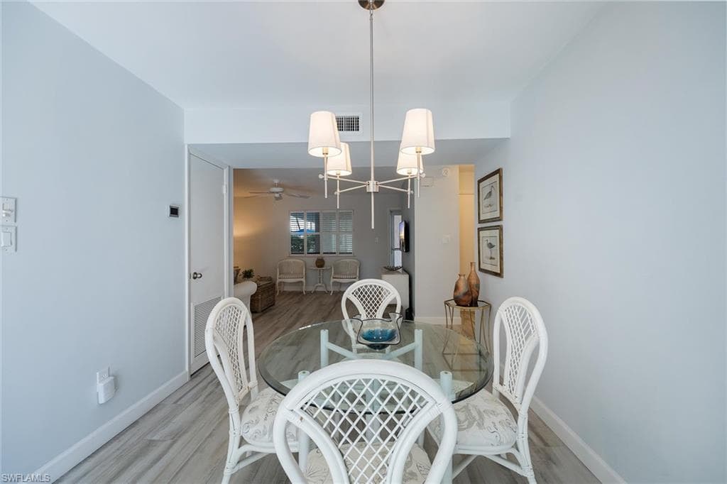 788 Park Shore Dr C17, Naples, FL 34103-12
