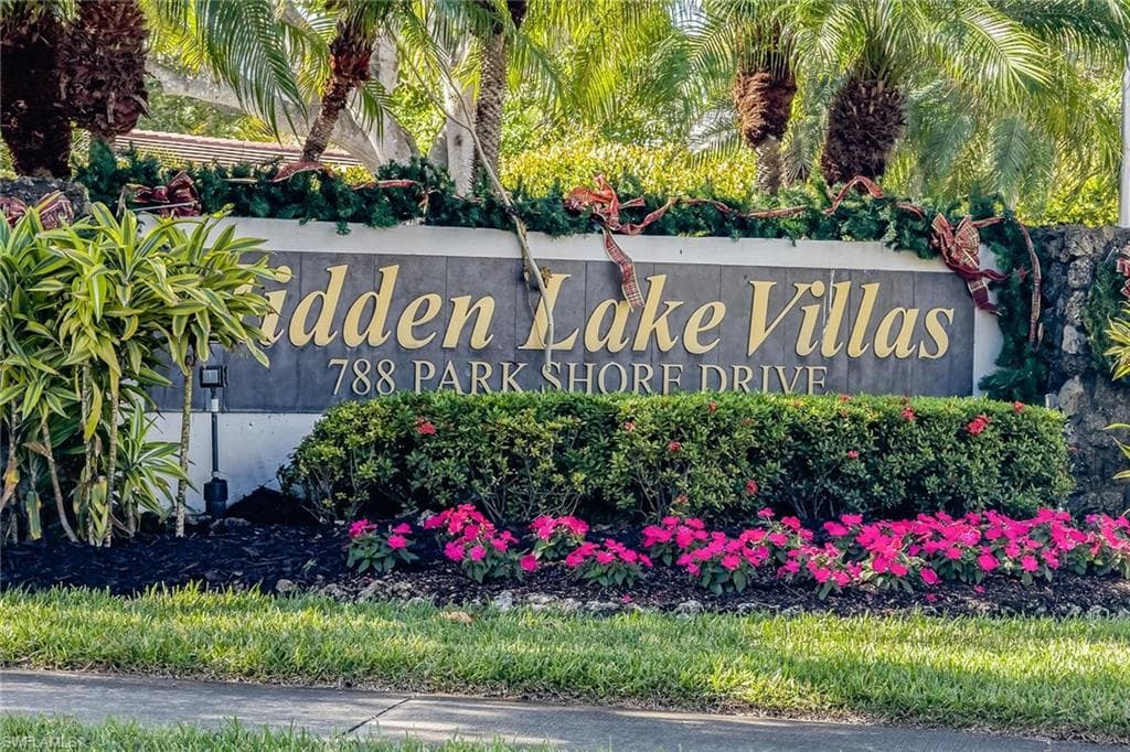 788 Park Shore Dr C17, Naples, FL 34103-23
