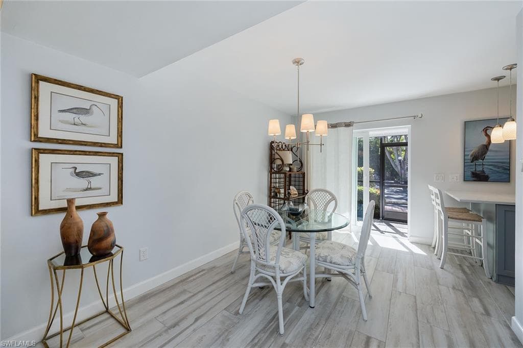 788 Park Shore Dr C17, Naples, FL 34103-3