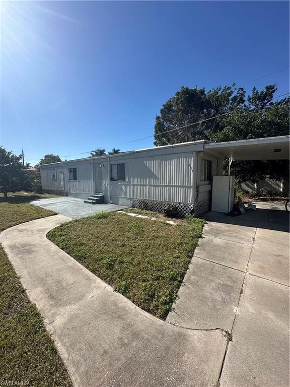 21111 Cypress Park Cir, Estero, FL 33928-5