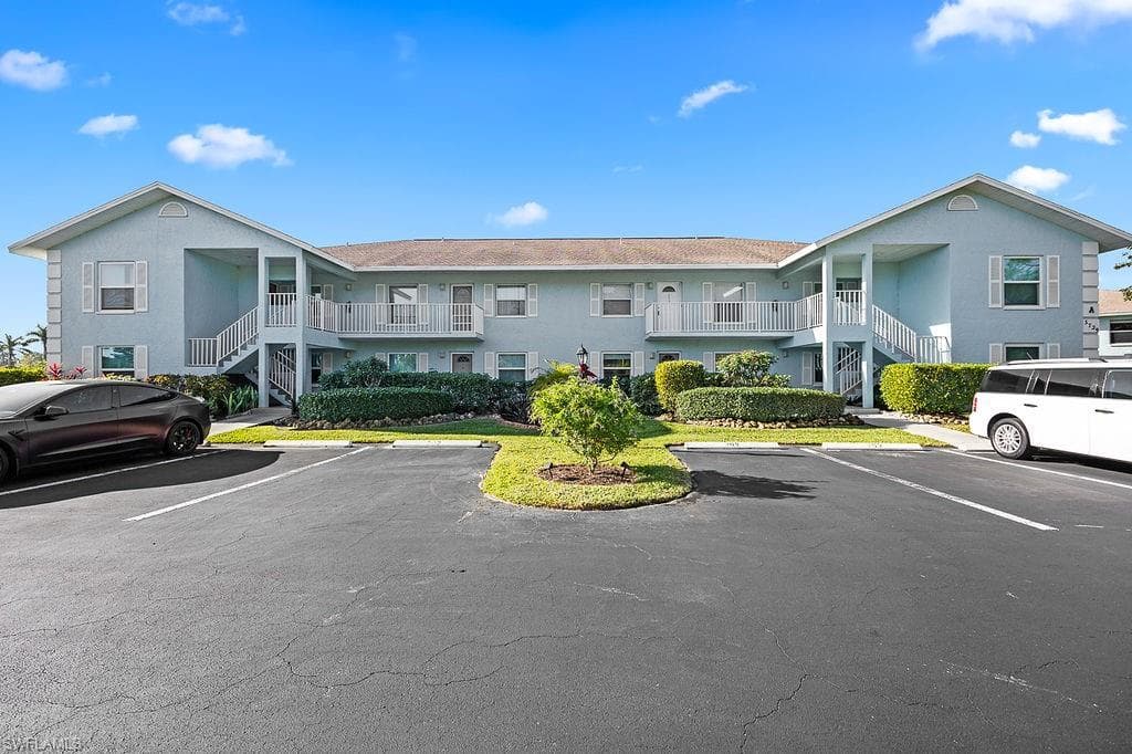 5739 Whitaker Rd A104, Naples, FL 34112-2