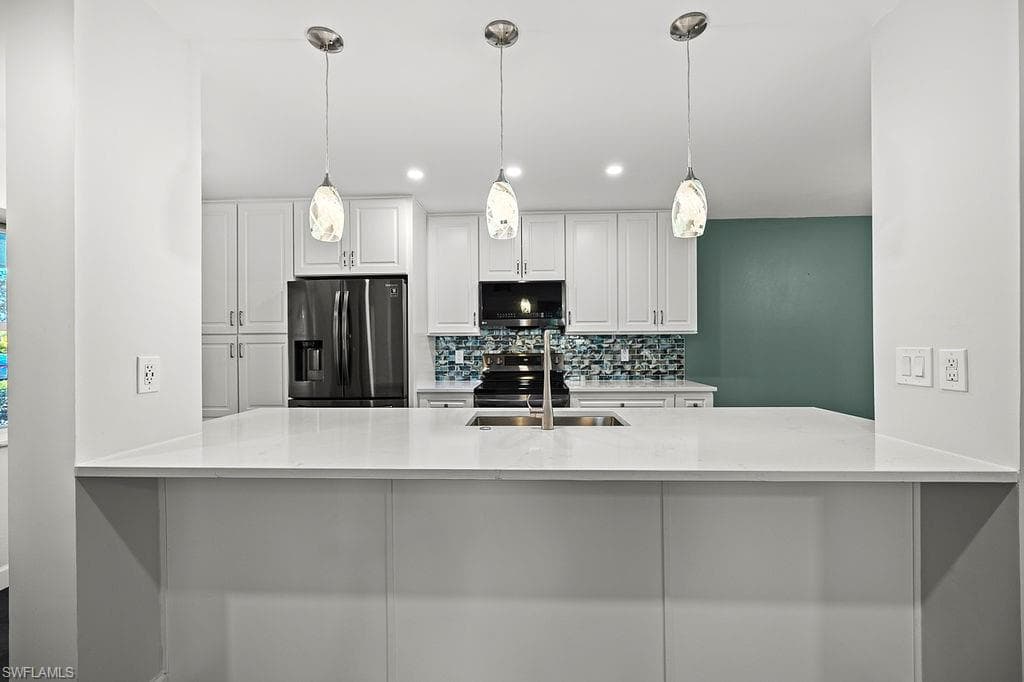 5739 Whitaker Rd A104, Naples, FL 34112-4