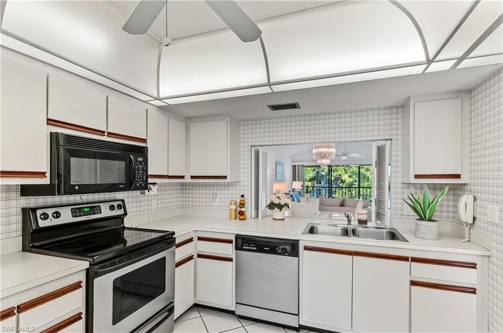 500 Misty Pines Cir 2-203, Naples, FL 34105-14