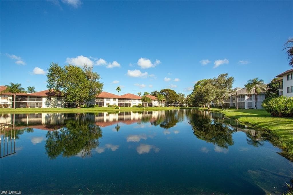 500 Misty Pines Cir 2-203, Naples, FL 34105-1