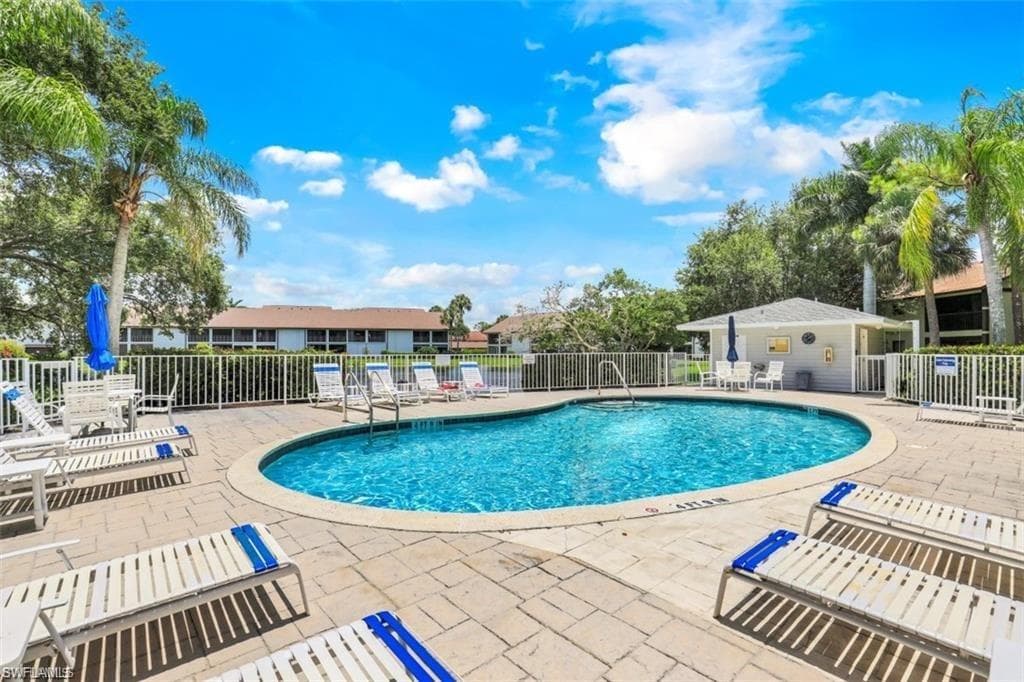 500 Misty Pines Cir 2-203, Naples, FL 34105-19