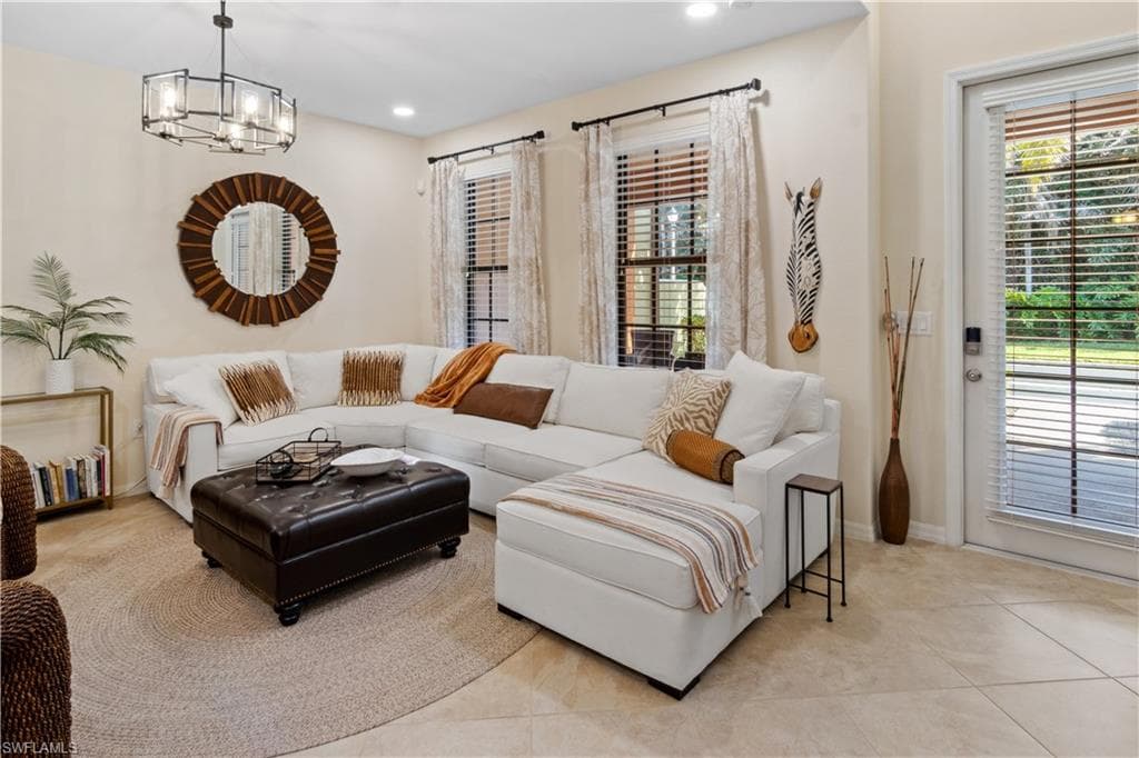 8997 Cambria Cir 2004, Naples, FL 34113-11