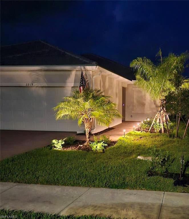 2215 Dragonfruit Way, Naples, FL 34120-1