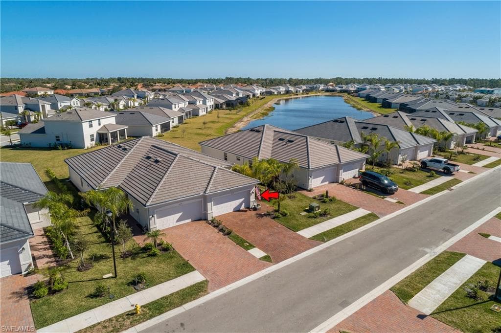 2215 Dragonfruit Way, Naples, FL 34120-3