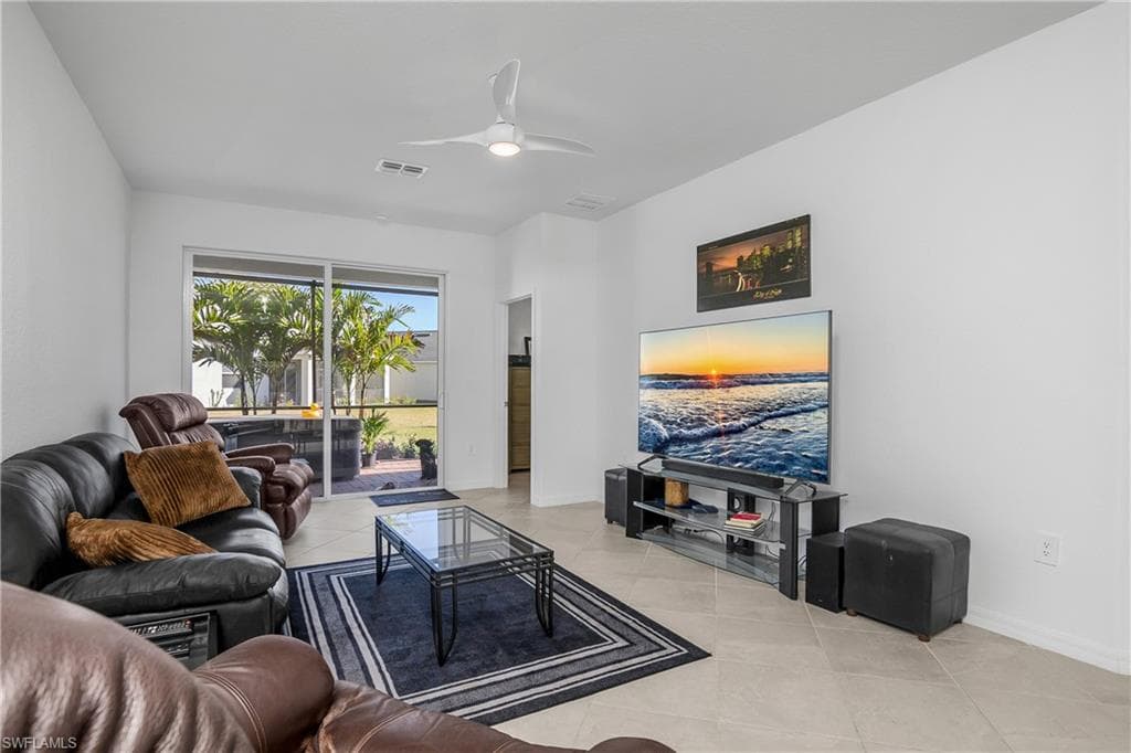 2215 Dragonfruit Way, Naples, FL 34120-7