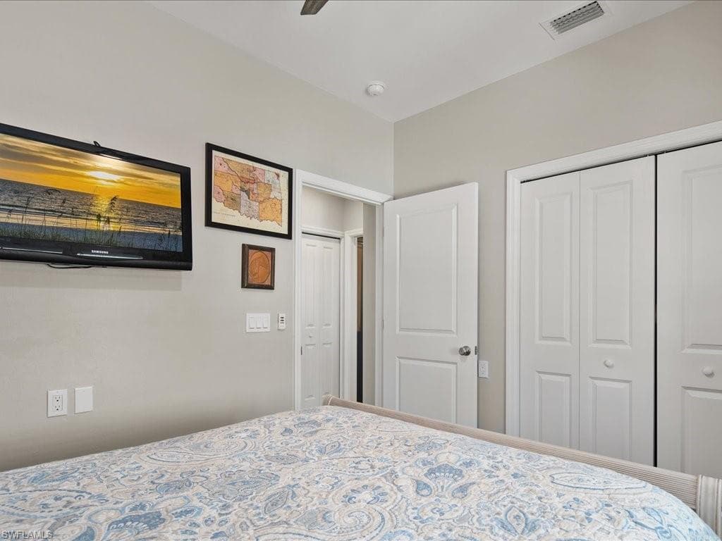 24536 Dolphin St, Bonita Springs, FL 34134-17