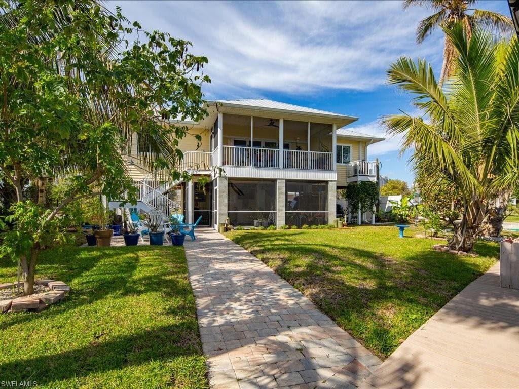 24536 Dolphin St, Bonita Springs, FL 34134-6