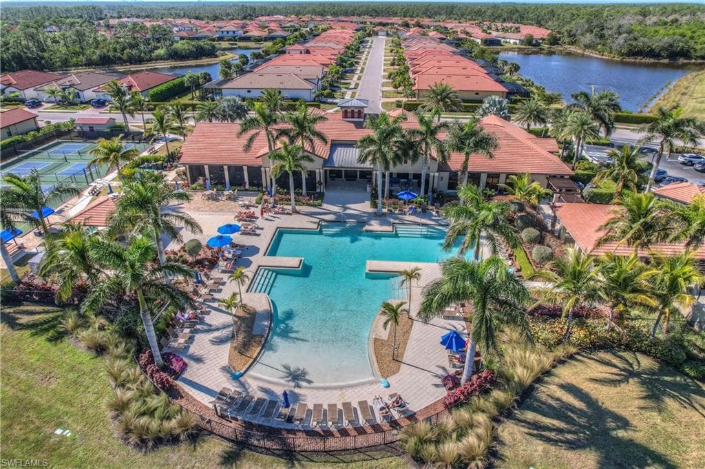 1602 Marton Ct, Naples, FL 34113-40