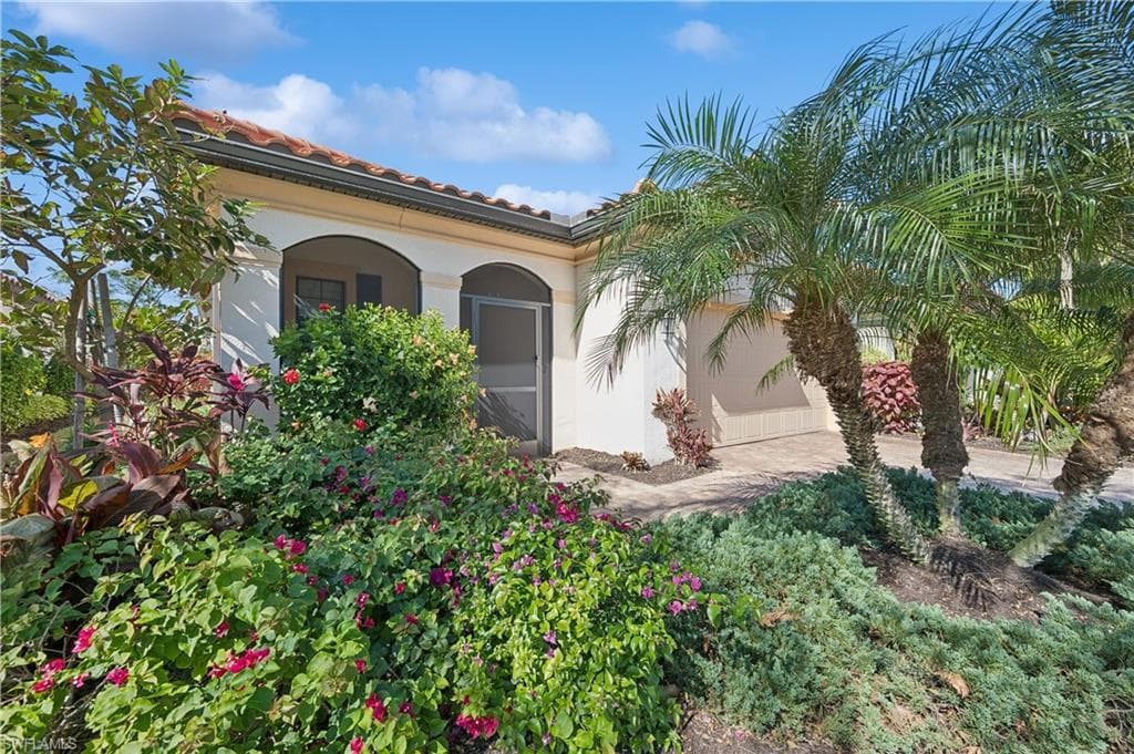1602 Marton Ct, Naples, FL 34113-4