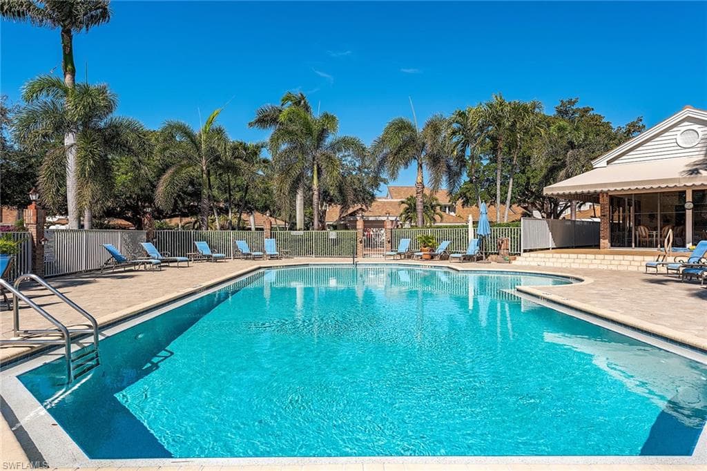 6624 Trident Way G5, Naples, FL 34108-15