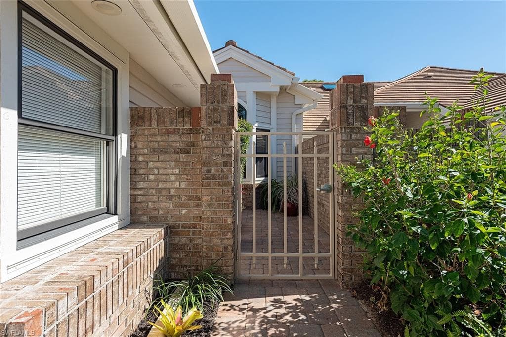6624 Trident Way G5, Naples, FL 34108-3