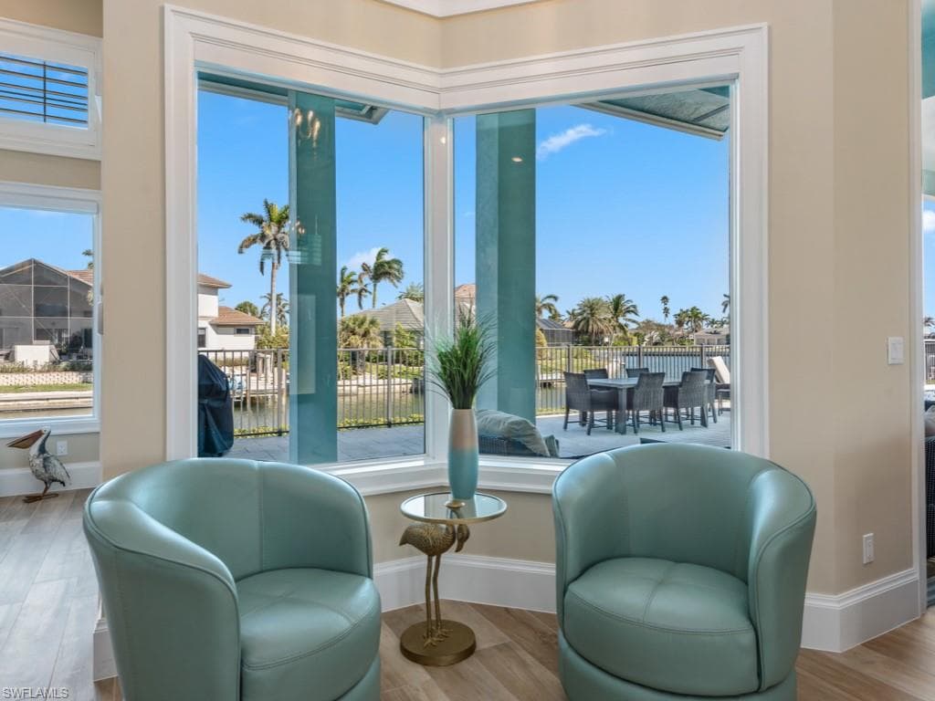525 Taylor Ct, Marco Island, FL 34145-10