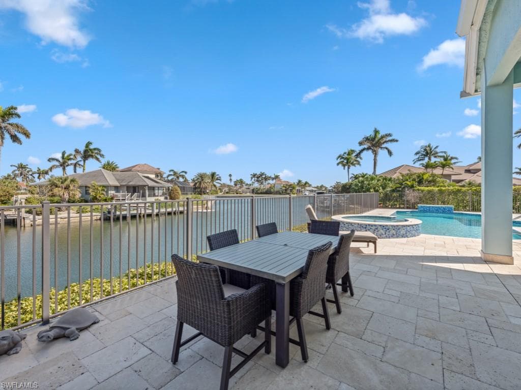 525 Taylor Ct, Marco Island, FL 34145-30