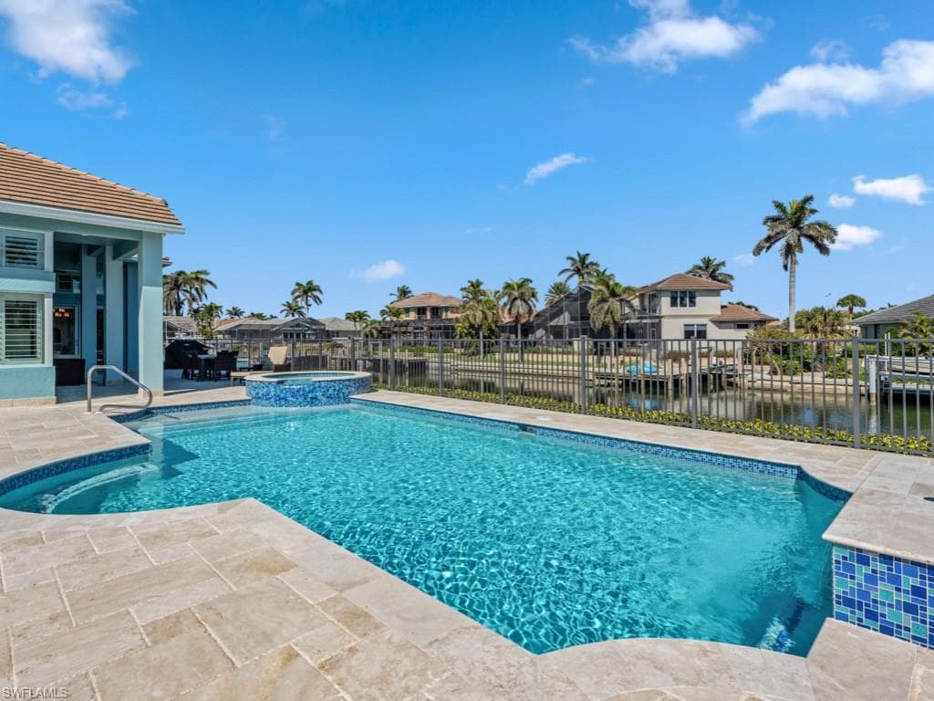 525 Taylor Ct, Marco Island, FL 34145-34