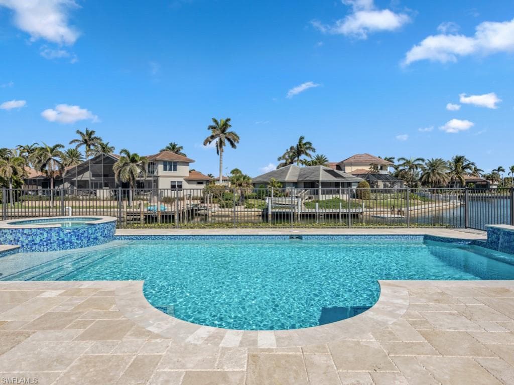 525 Taylor Ct, Marco Island, FL 34145-35