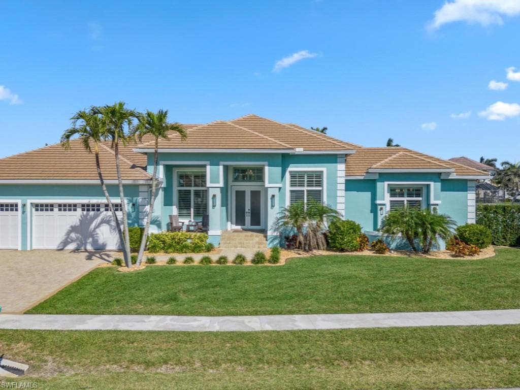 525 Taylor Ct, Marco Island, FL 34145-40