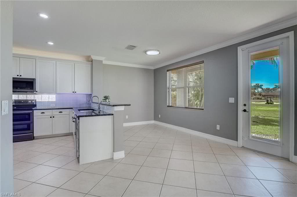 1654 Double Eagle Trl, Naples, FL 34120-14