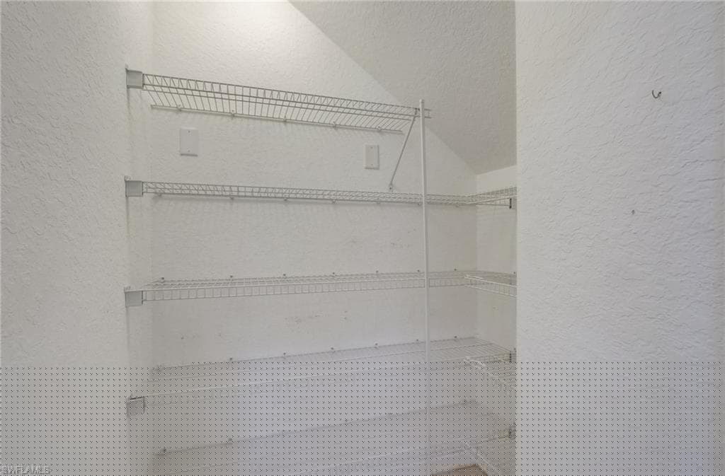 1654 Double Eagle Trl, Naples, FL 34120-20