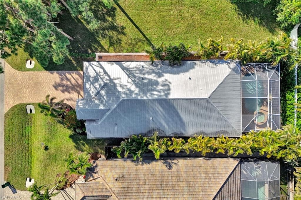 721 93rd Ave N, Naples, FL 34108-4