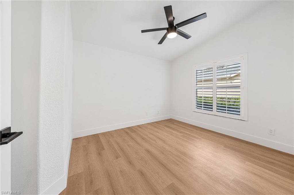 8136 Tauren Ct N329, Naples, FL 34119-26