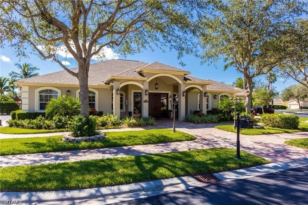 8136 Tauren Ct N329, Naples, FL 34119-49