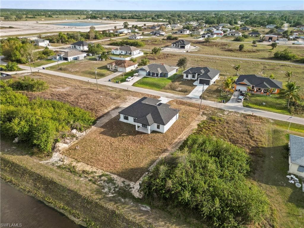 467 Paddock St, Lehigh Acres, FL 33974-6