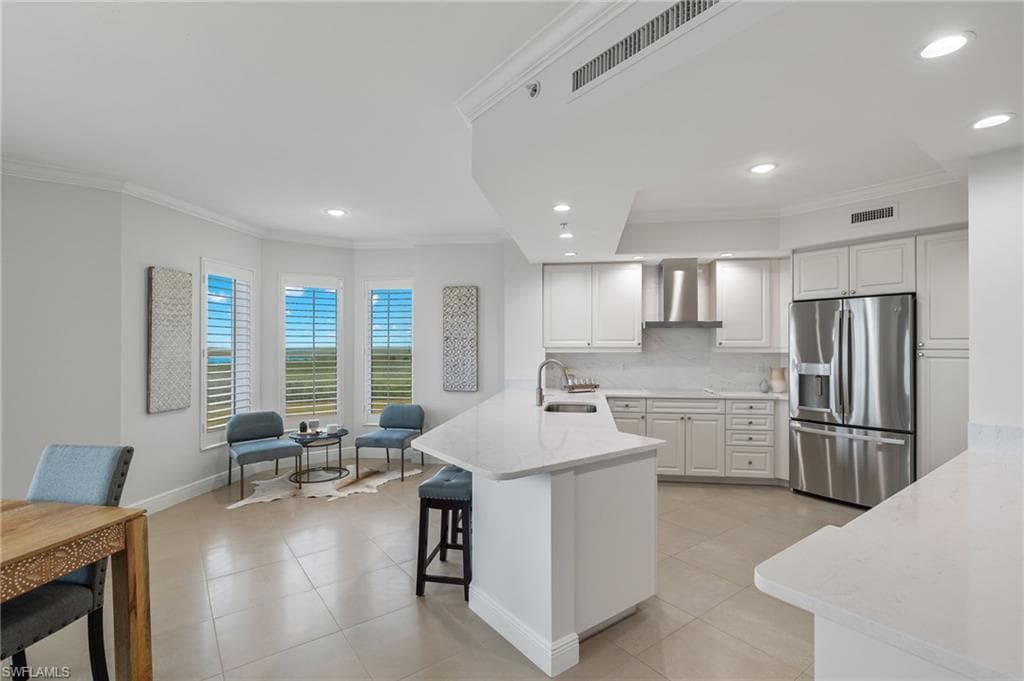 1060 Borghese Ln 806, Naples, FL 34114-11