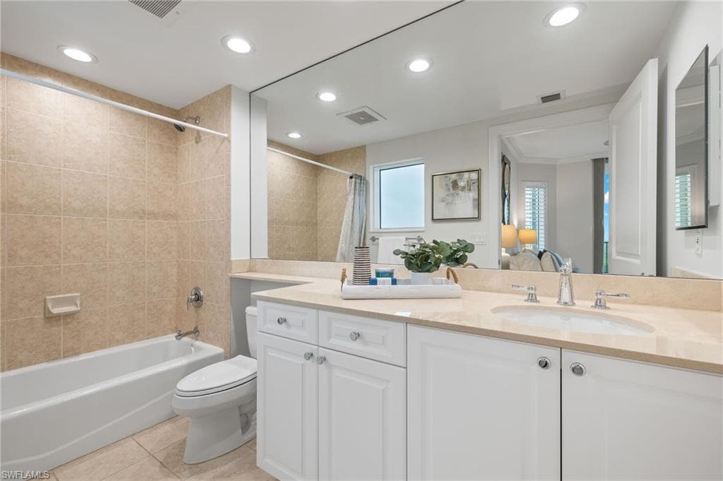 1060 Borghese Ln 806, Naples, FL 34114-26