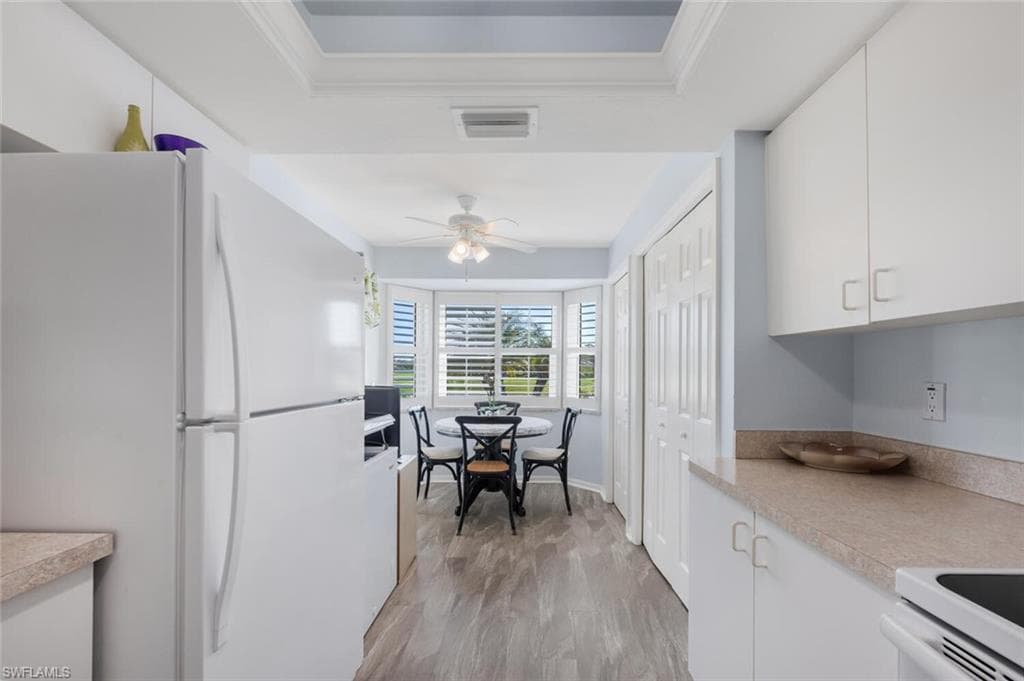 7340 Glenmoor Ln 3108, Naples, FL 34104-13