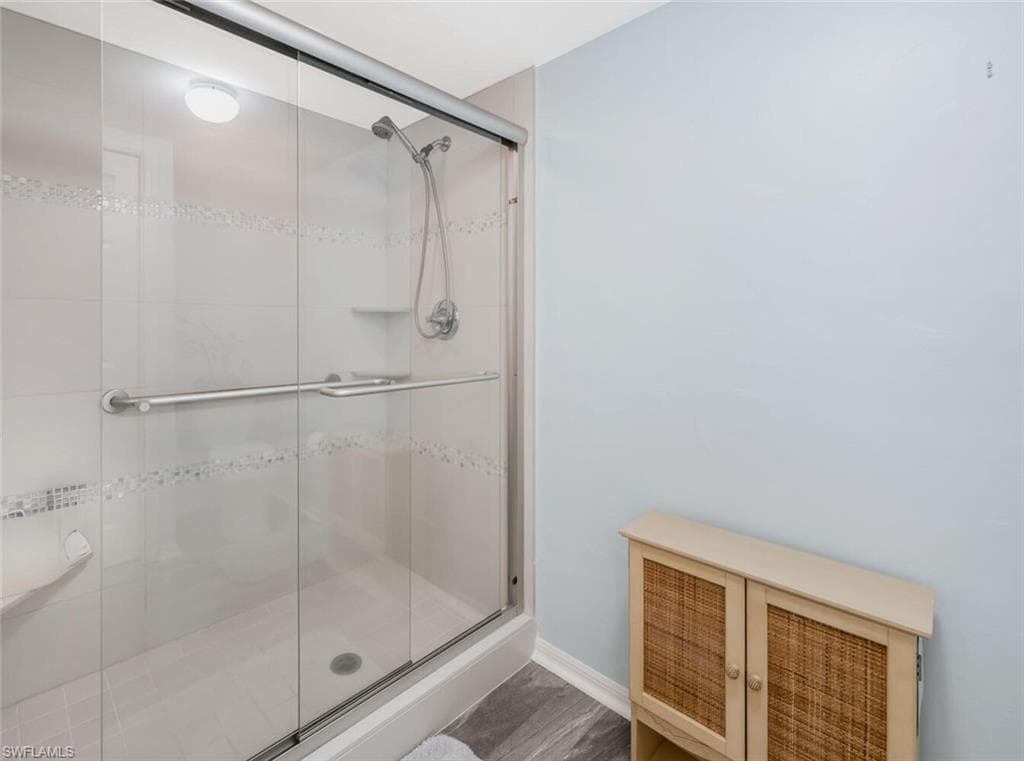 7340 Glenmoor Ln 3108, Naples, FL 34104-17